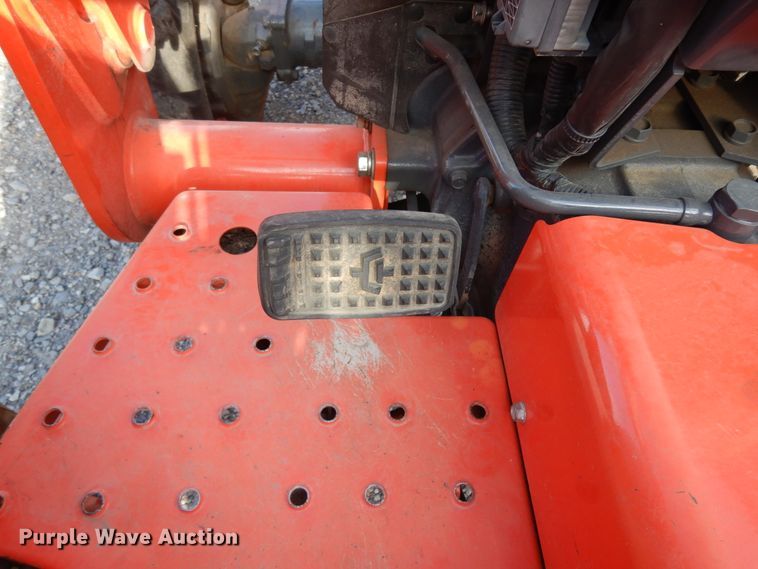 image for item DJ6609 2017 Kubota L3901D  MFWD tractor