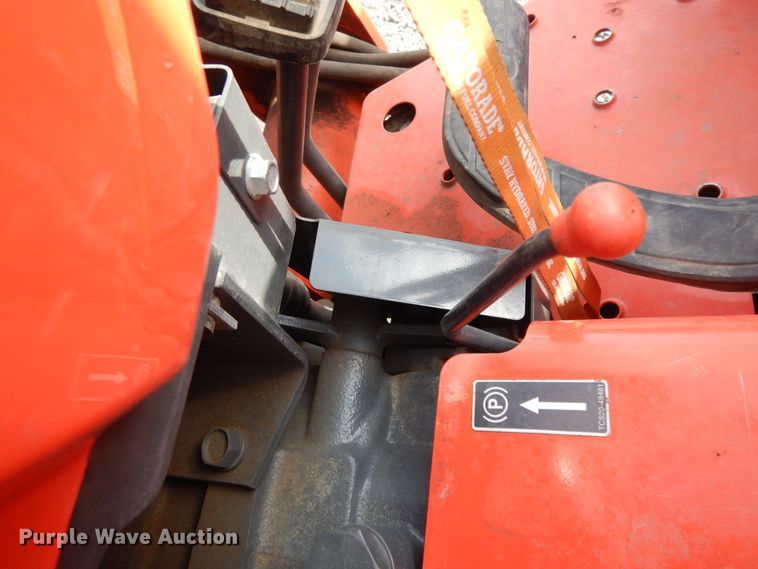 image for item DJ6609 2017 Kubota L3901D  MFWD tractor