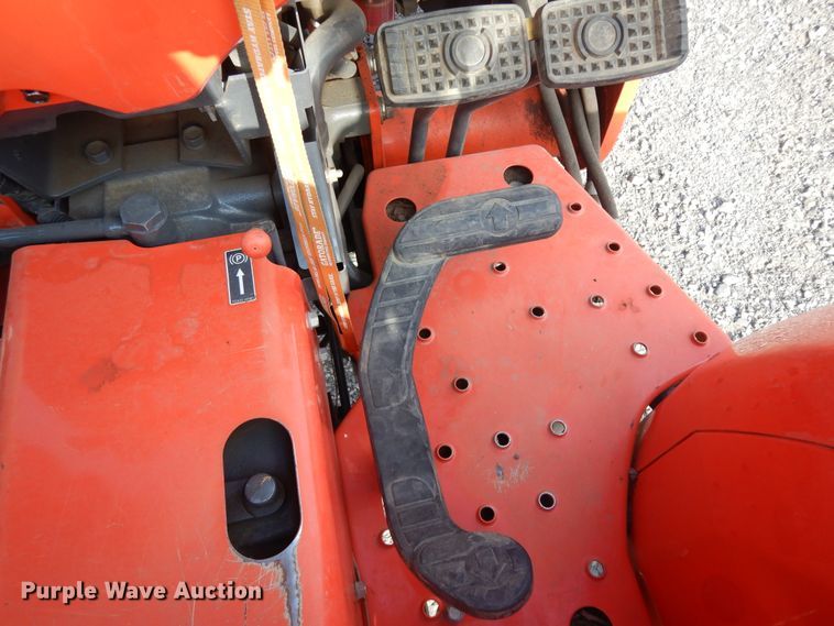 image for item DJ6609 2017 Kubota L3901D  MFWD tractor