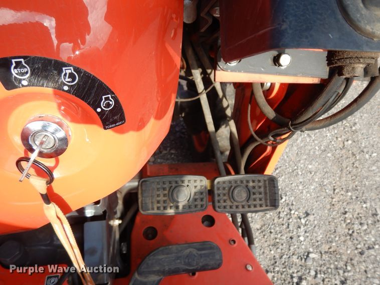 image for item DJ6609 2017 Kubota L3901D  MFWD tractor