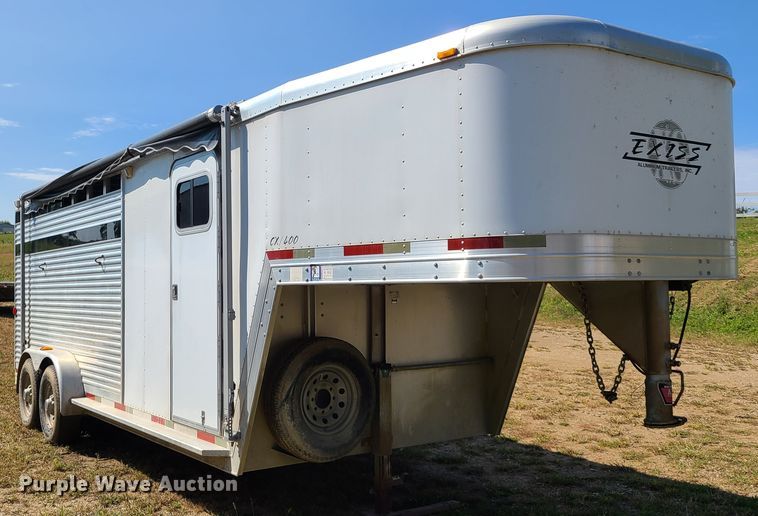 image for item DY9959 2003 Exiss GNC-720-T horse trailer