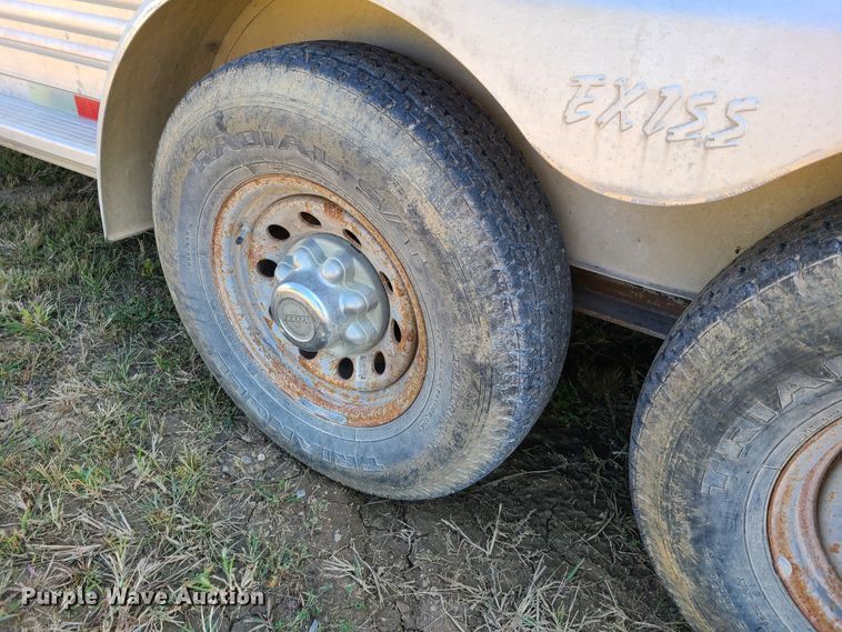 image for item DY9959 2003 Exiss GNC-720-T horse trailer