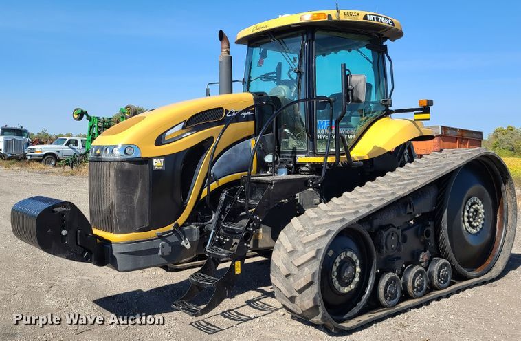 image for item DY9961 2010 Challenger MT765C  tractor