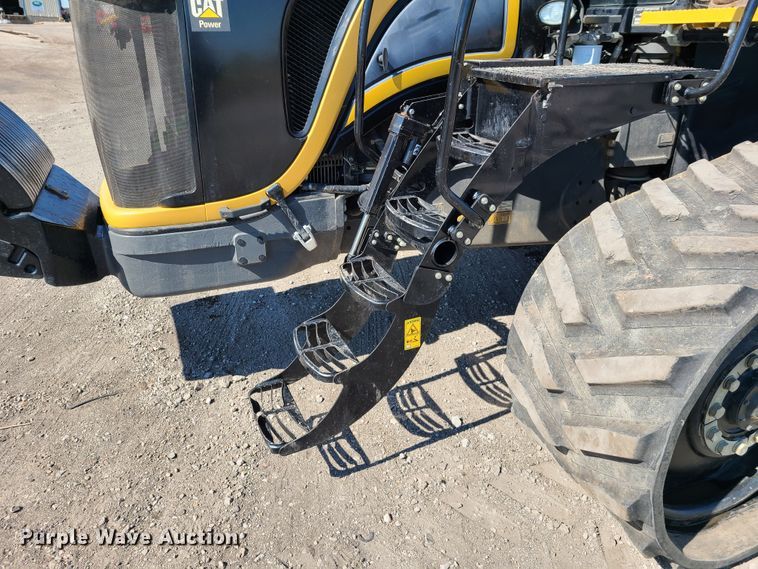 image for item DY9961 2010 Challenger MT765C  tractor