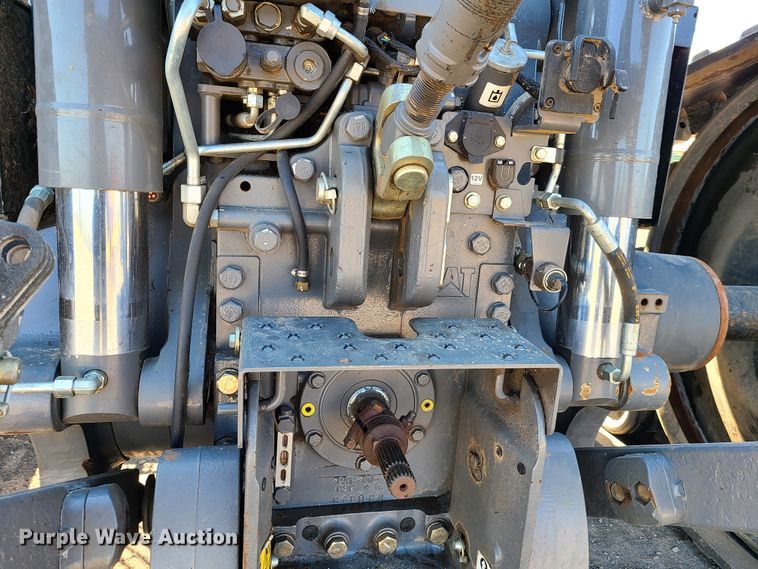 image for item DY9961 2010 Challenger MT765C  tractor