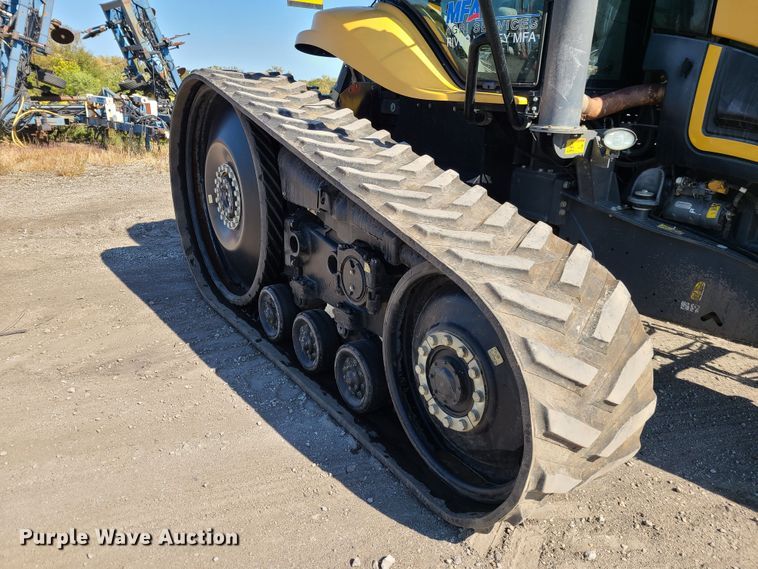 image for item DY9961 2010 Challenger MT765C  tractor