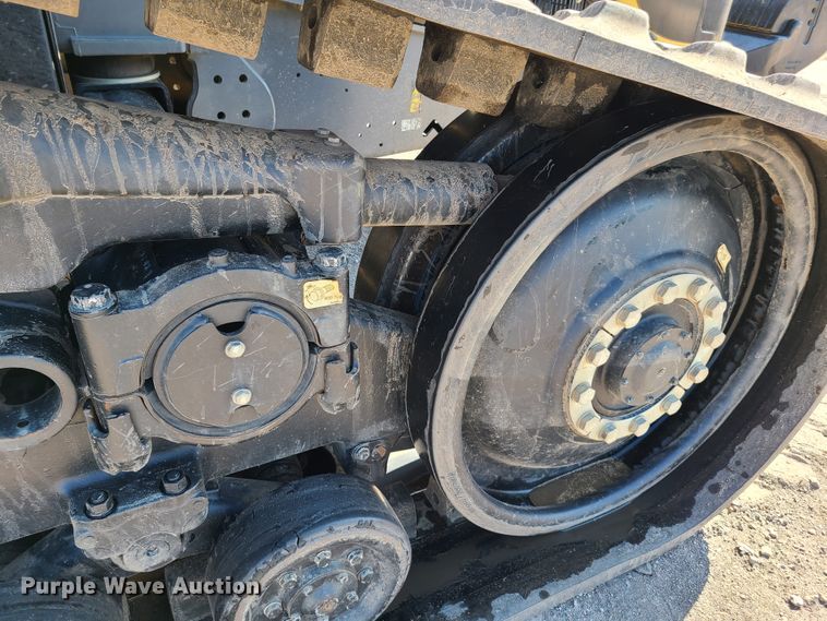 image for item DY9961 2010 Challenger MT765C  tractor