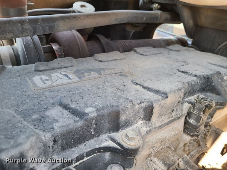 image for item DY9961 2010 Challenger MT765C  tractor