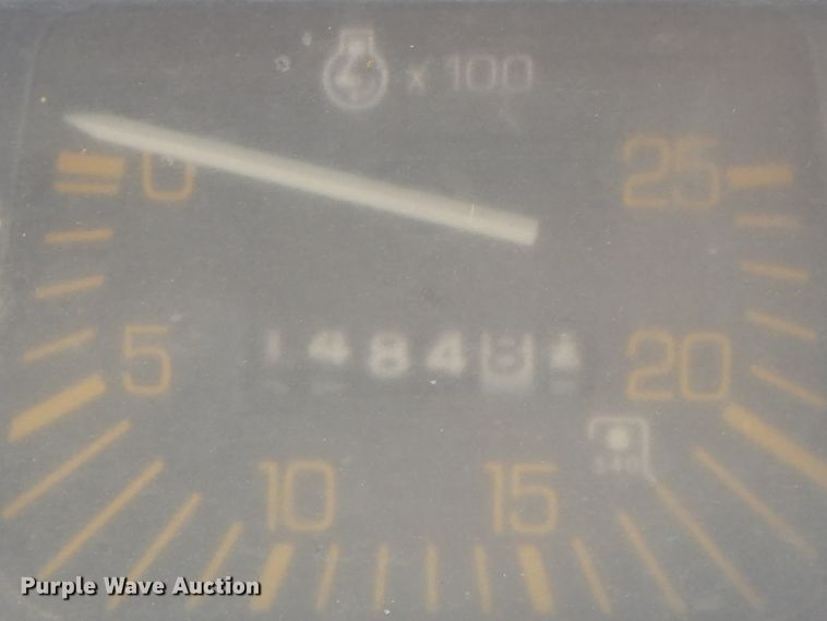 image for item FR9107 Ford 3910  tractor