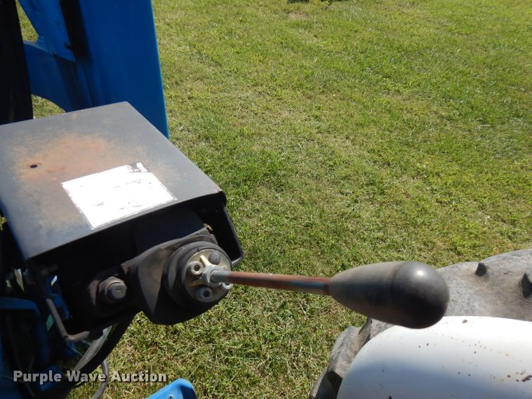 image for item FR9107 Ford 3910  tractor