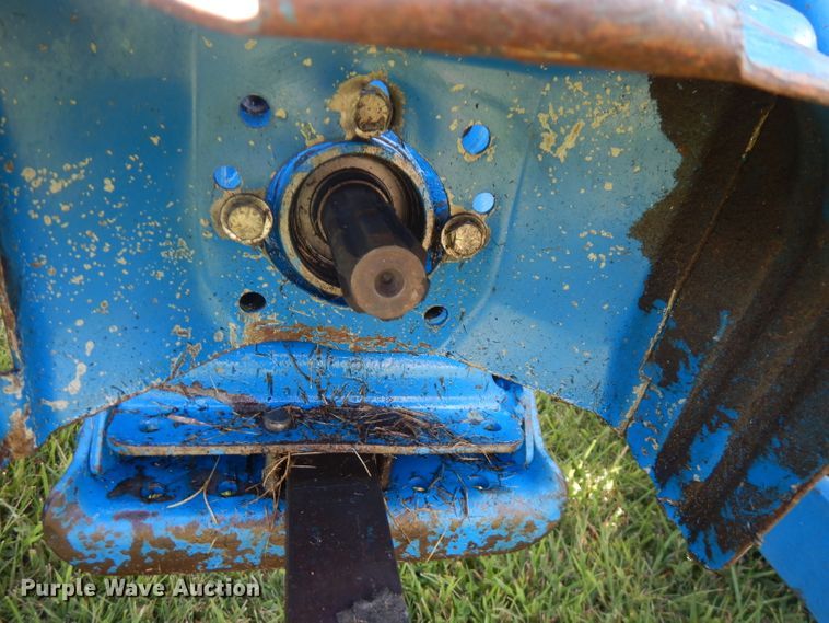 image for item FR9107 Ford 3910  tractor
