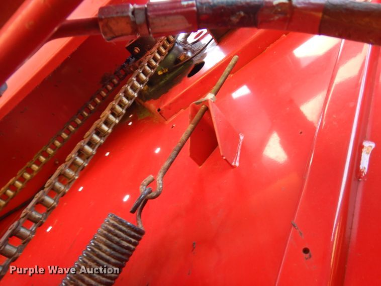 image for item FR9108 New Holland BR7070  round baler