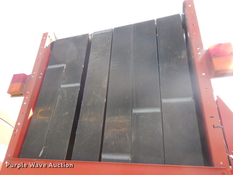 image for item FR9108 New Holland BR7070  round baler