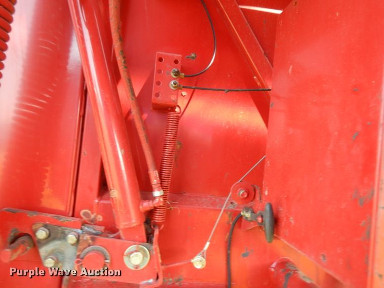 image for item FR9108 New Holland BR7070  round baler