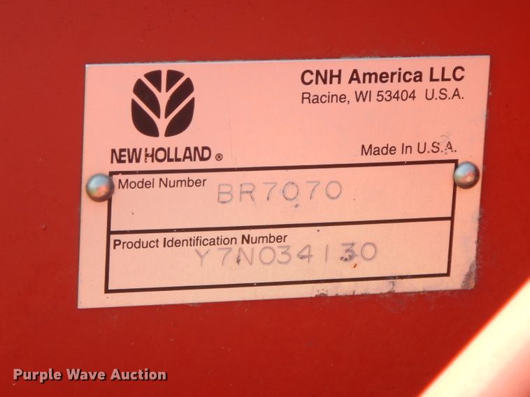 image for item FR9108 New Holland BR7070  round baler