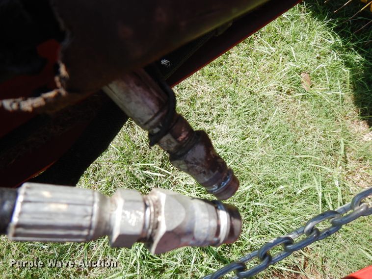 image for item FR9109 2012 New Holland BR7070  round baler