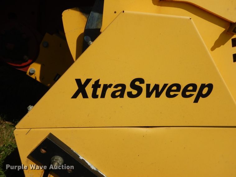 image for item FR9109 2012 New Holland BR7070  round baler