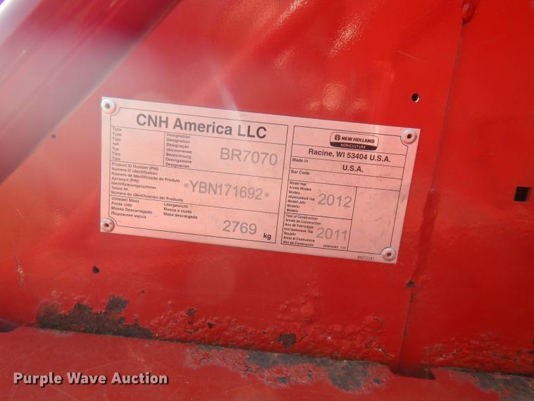 image for item FR9109 2012 New Holland BR7070  round baler