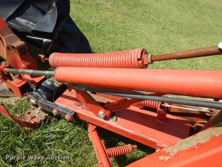 image for item FR9110 New Holland 617 disc mower