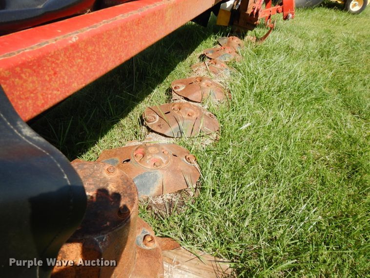 image for item FR9110 New Holland 617 disc mower