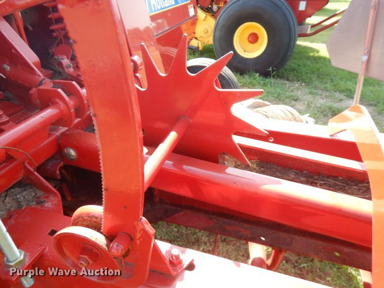 image for item FR9111 2015 New Holland BC5060  small square baler