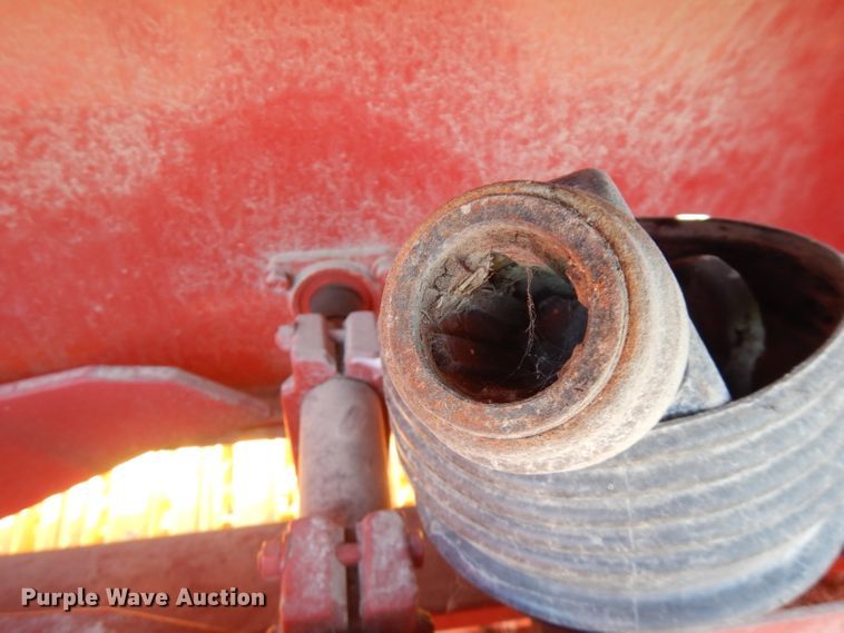 image for item FR9111 2015 New Holland BC5060  small square baler