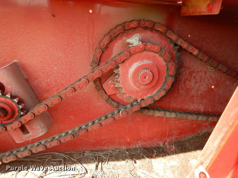 image for item FR9111 2015 New Holland BC5060  small square baler