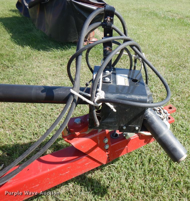 image for item FR9111 2015 New Holland BC5060  small square baler