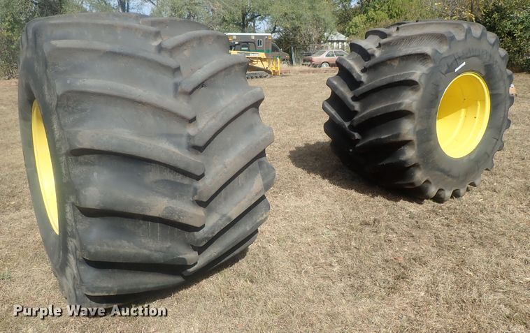 image for item GN9074 (2) 1250/42-32 tires and wheels