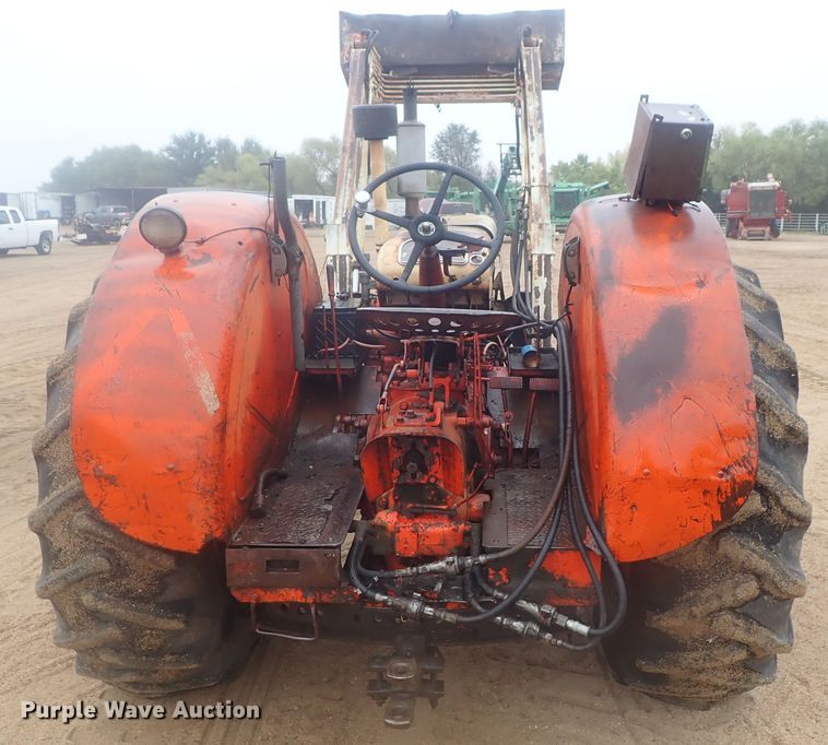 image for item GN9143 Case 900B  tractor