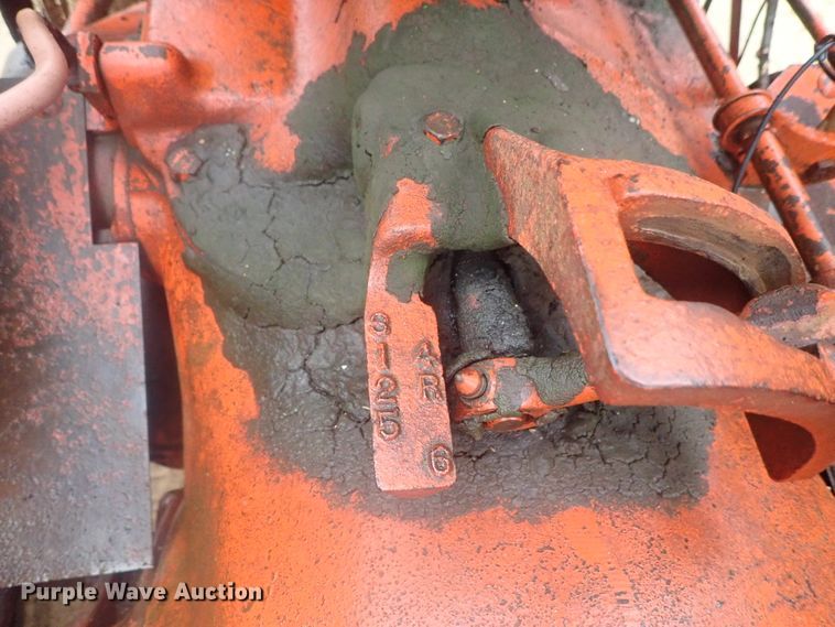 image for item GN9143 Case 900B  tractor