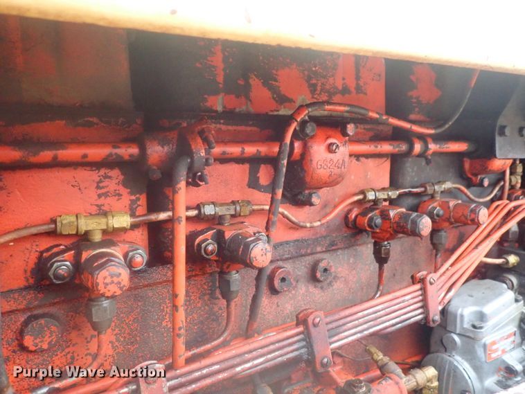 image for item GN9143 Case 900B  tractor