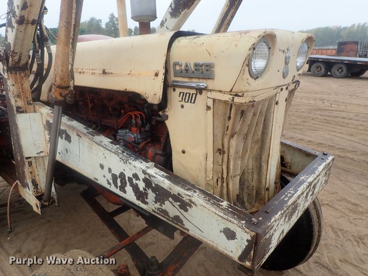 image for item GN9143 Case 900B  tractor