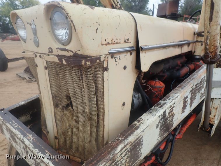 image for item GN9143 Case 900B  tractor