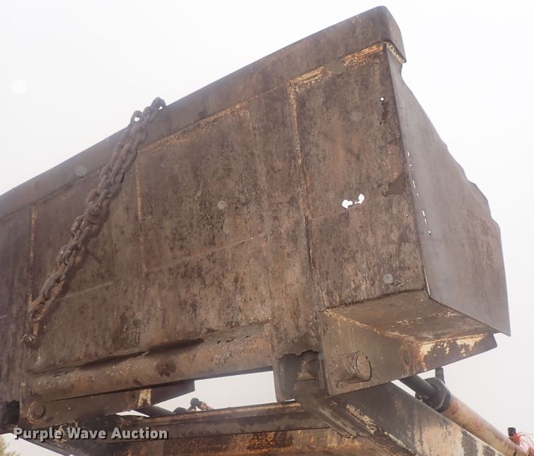 image for item GN9143 Case 900B  tractor