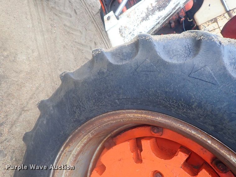 image for item GN9143 Case 900B  tractor