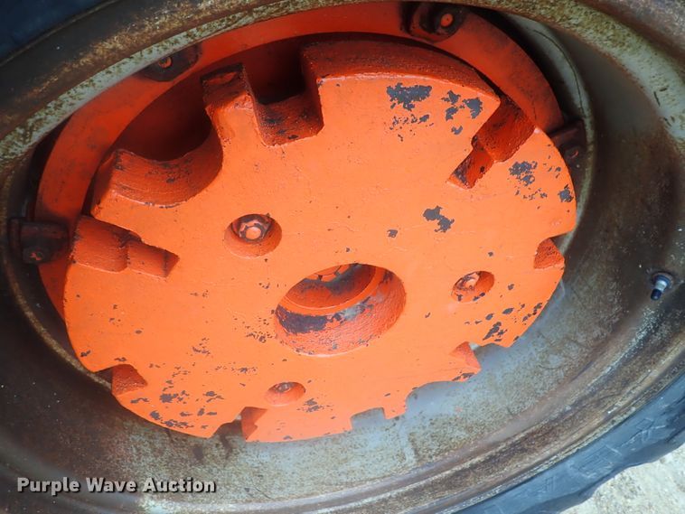 image for item GN9143 Case 900B  tractor