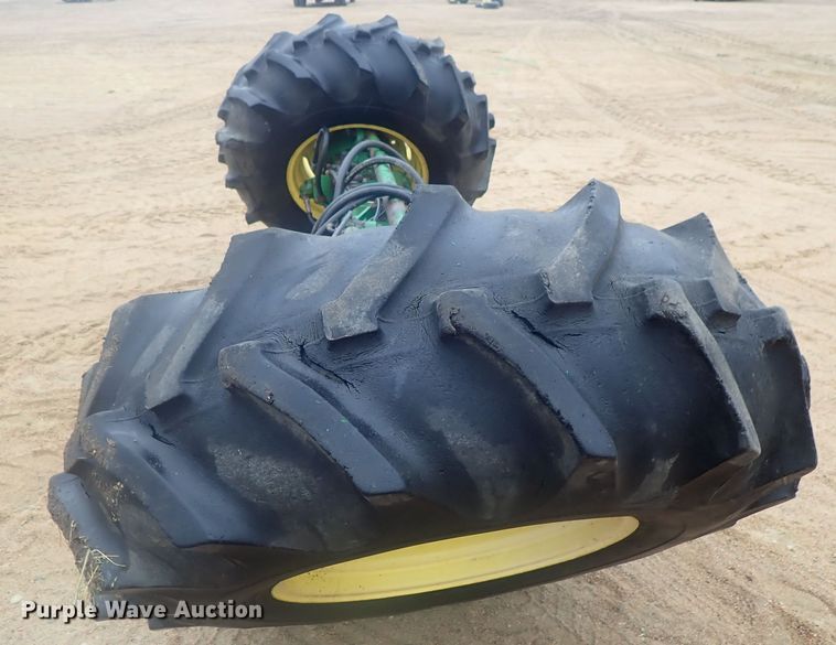image for item GN9150 John Deere RWA rear combine axle