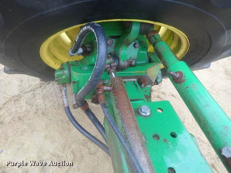 image for item GN9150 John Deere RWA rear combine axle