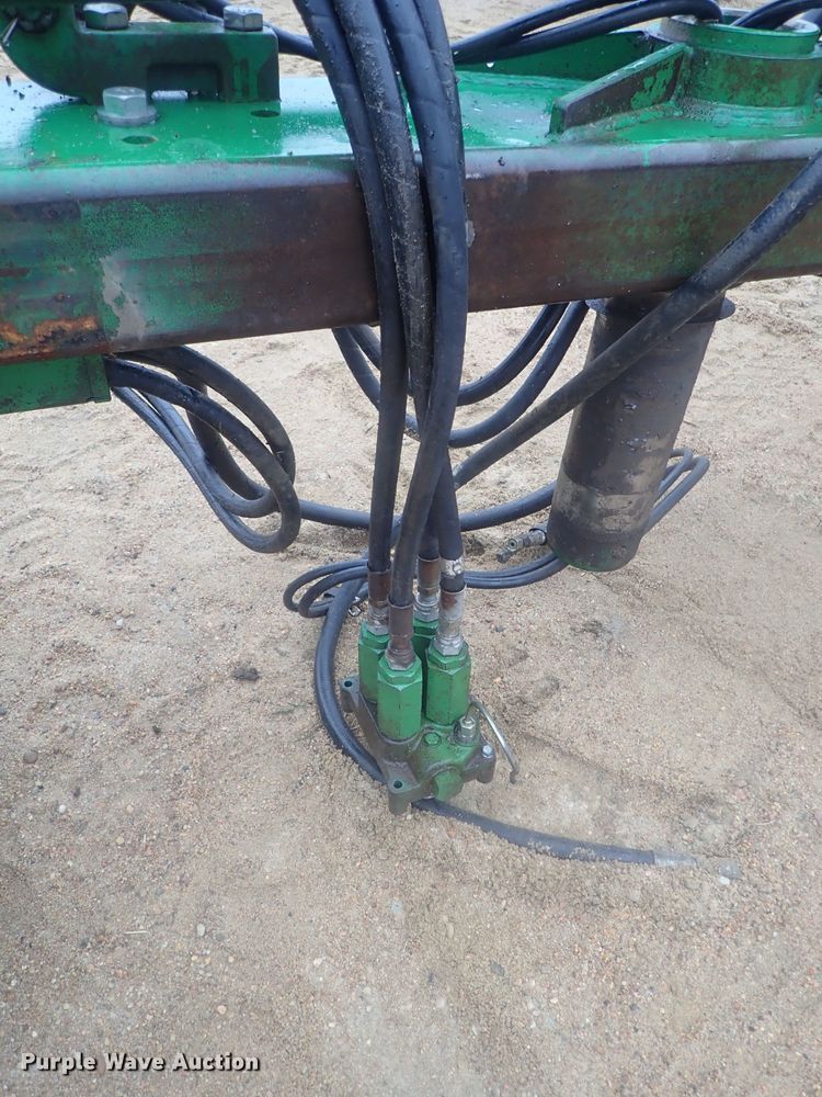 image for item GN9150 John Deere RWA rear combine axle