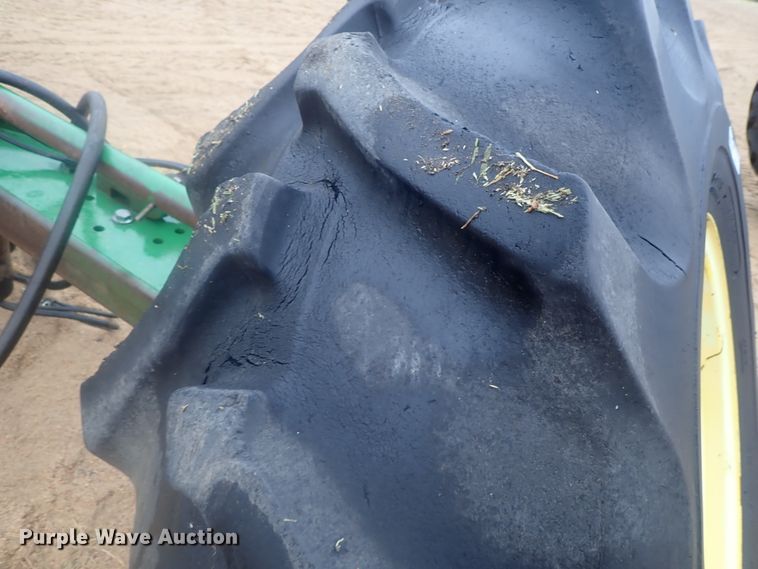 image for item GN9150 John Deere RWA rear combine axle