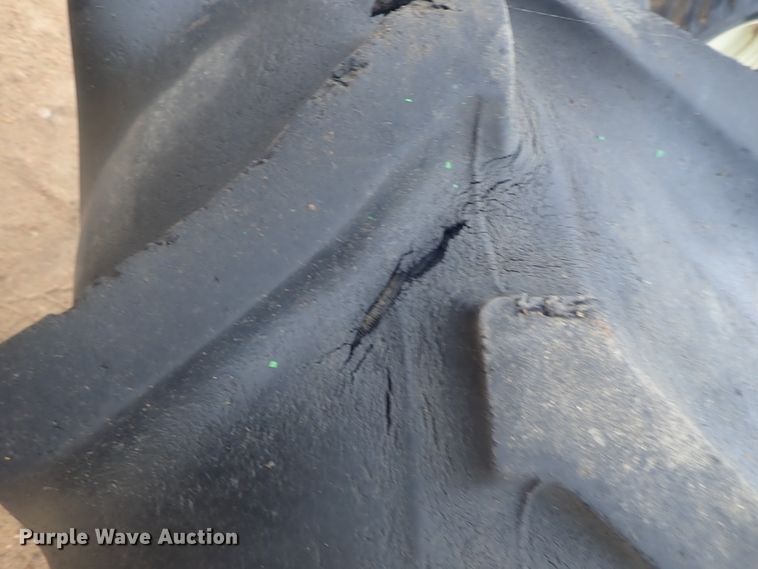 image for item GN9150 John Deere RWA rear combine axle