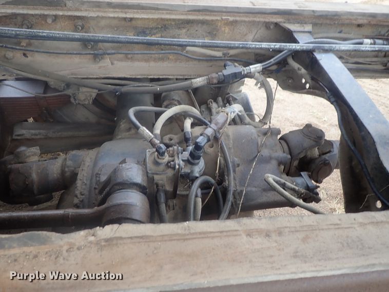 image for item GN9151 Steel grain bed on chassis