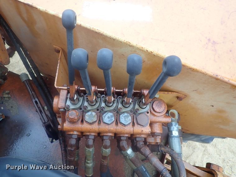 image for item GN9155 Case 480D  industrial tractor