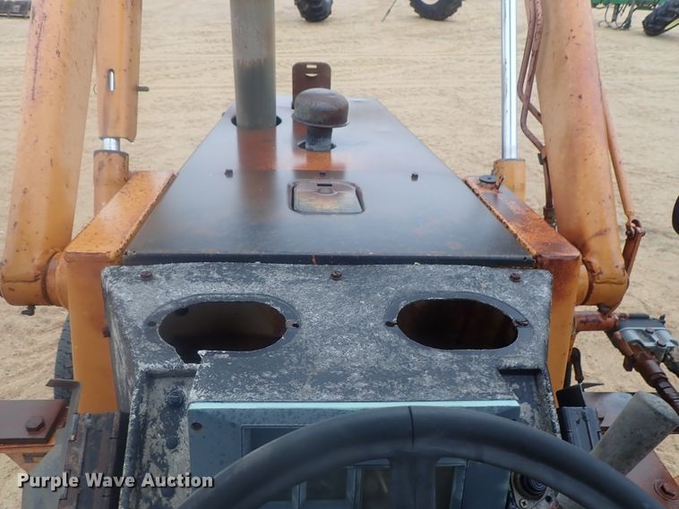 image for item GN9155 Case 480D  industrial tractor