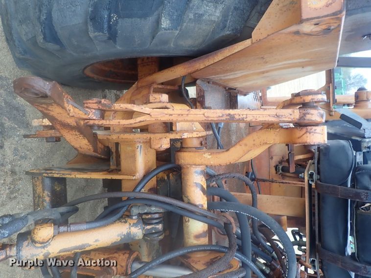 image for item GN9155 Case 480D  industrial tractor