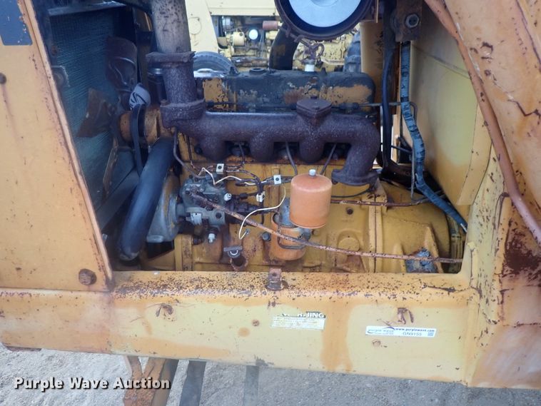 image for item GN9155 Case 480D  industrial tractor