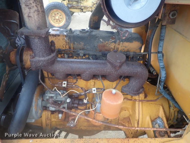 image for item GN9155 Case 480D  industrial tractor