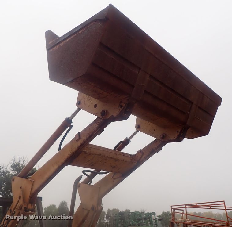 image for item GN9155 Case 480D  industrial tractor