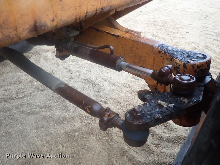 image for item GN9155 Case 480D  industrial tractor